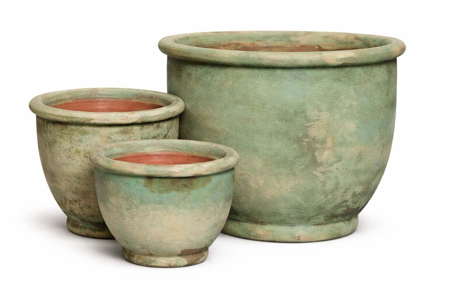 A Seraya Rim Egg ceramic pot in moss green, size large (52x42cm), is displayed on a white background.